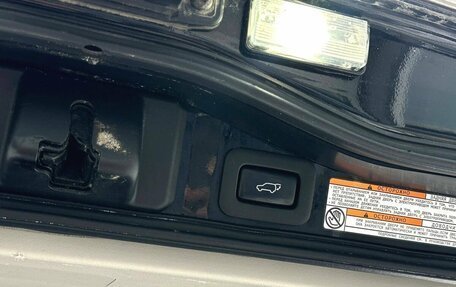 Toyota Land Cruiser 200, 2016 год, 4 300 000 рублей, 21 фотография