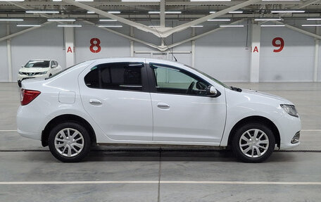 Renault Logan II, 2017 год, 750 000 рублей, 4 фотография