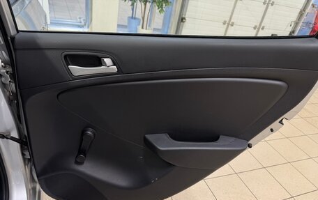 Hyundai Solaris II рестайлинг, 2012 год, 961 000 рублей, 17 фотография