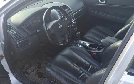 Mitsubishi Galant IX, 2004 год, 900 000 рублей, 3 фотография