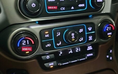 Chevrolet Tahoe IV, 2017 год, 4 520 000 рублей, 4 фотография