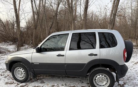 Chevrolet Niva I рестайлинг, 2018 год, 890 000 рублей, 8 фотография