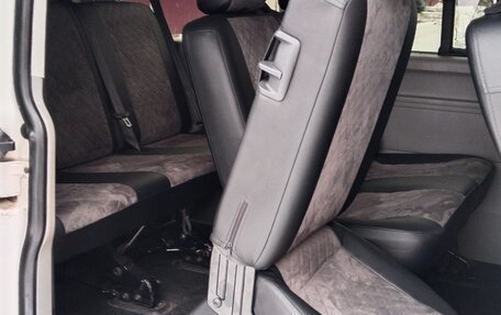 Volkswagen Caravelle T5, 2013 год, 1 720 000 рублей, 9 фотография