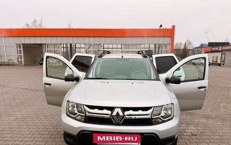 Renault Duster I рестайлинг, 2017 год, 1 100 000 рублей, 30 фотография