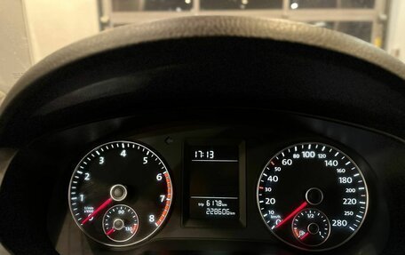 Volkswagen Jetta VI, 2011 год, 1 030 000 рублей, 11 фотография