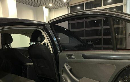 Volkswagen Jetta VI, 2011 год, 1 030 000 рублей, 17 фотография