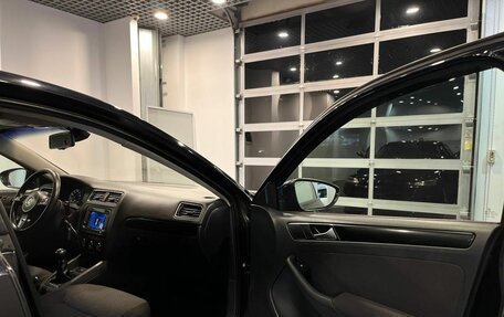 Volkswagen Jetta VI, 2011 год, 1 030 000 рублей, 27 фотография