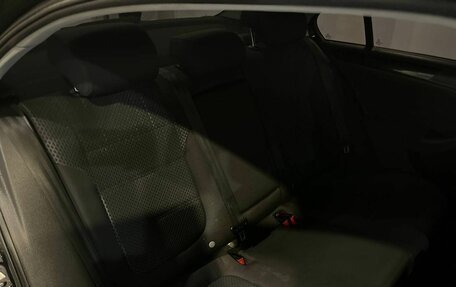 Volkswagen Jetta VI, 2011 год, 1 030 000 рублей, 33 фотография