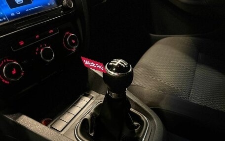 Volkswagen Jetta VI, 2011 год, 1 030 000 рублей, 31 фотография