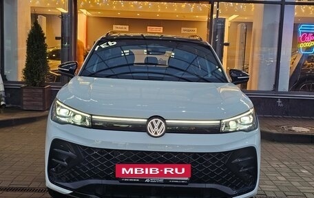 Volkswagen Tiguan, 2025 год, 4 950 000 рублей, 2 фотография