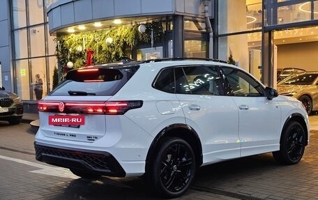 Volkswagen Tiguan, 2025 год, 4 950 000 рублей, 7 фотография