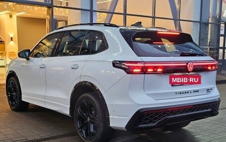 Volkswagen Tiguan, 2025 год, 4 950 000 рублей, 5 фотография