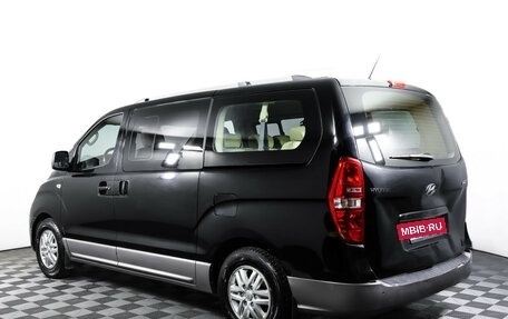 Hyundai H-1 II рестайлинг, 2018 год, 2 099 000 рублей, 7 фотография