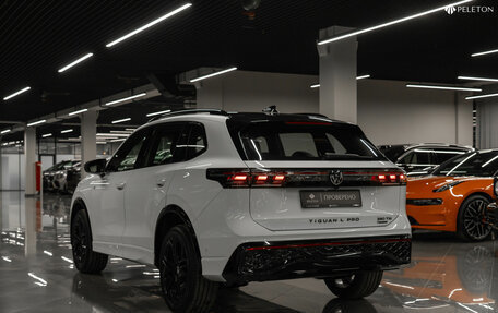 Volkswagen Tiguan, 2025 год, 5 000 000 рублей, 4 фотография