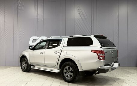 Mitsubishi L200 IV рестайлинг, 2017 год, 1 920 000 рублей, 2 фотография