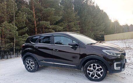 Renault Kaptur I рестайлинг, 2019 год, 1 850 000 рублей, 1 фотография