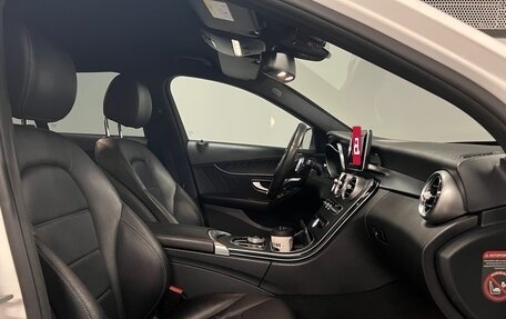 Mercedes-Benz C-Класс, 2017 год, 2 400 000 рублей, 19 фотография