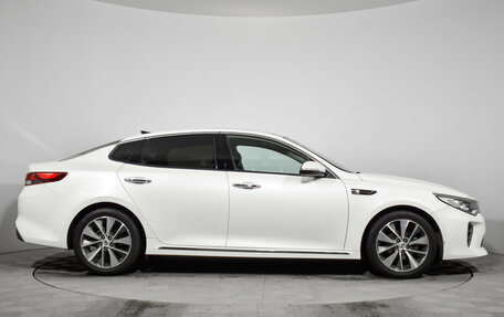 KIA K5 II, 2017 год, 1 640 000 рублей, 4 фотография