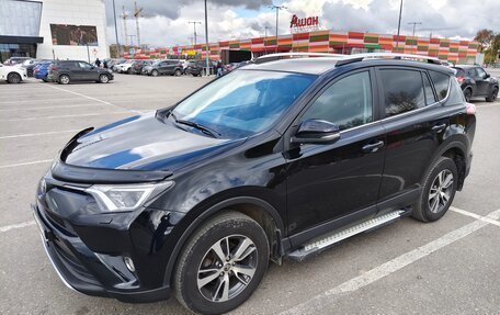 Toyota RAV4, 2017 год, 2 150 000 рублей, 2 фотография
