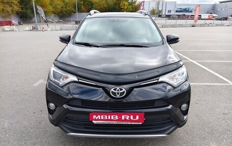 Toyota RAV4, 2017 год, 2 150 000 рублей, 3 фотография
