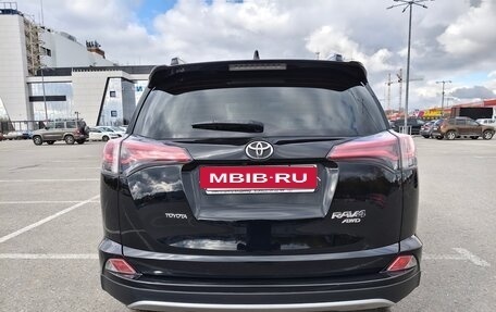 Toyota RAV4, 2017 год, 2 150 000 рублей, 6 фотография