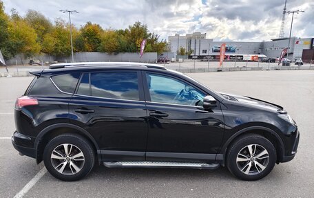 Toyota RAV4, 2017 год, 2 150 000 рублей, 8 фотография