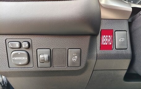 Toyota RAV4, 2017 год, 2 150 000 рублей, 11 фотография