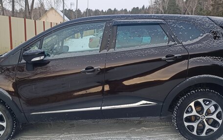 Renault Kaptur I рестайлинг, 2019 год, 1 850 000 рублей, 2 фотография