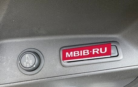 Chevrolet Equinox III, 2019 год, 1 980 000 рублей, 15 фотография