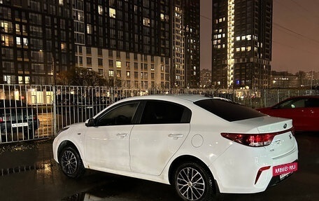 KIA Rio IV, 2017 год, 790 000 рублей, 2 фотография