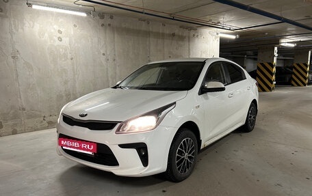KIA Rio IV, 2017 год, 790 000 рублей, 4 фотография