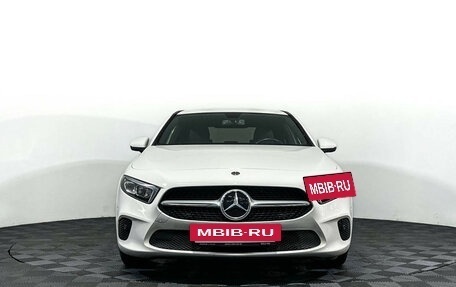 Mercedes-Benz A-Класс, 2019 год, 2 497 000 рублей, 2 фотография