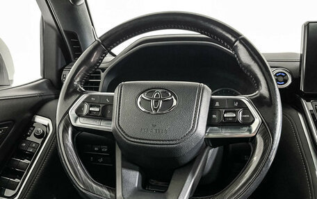 Toyota Land Cruiser, 2021 год, 8 900 000 рублей, 14 фотография