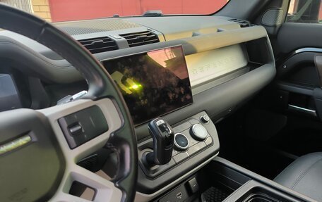 Land Rover Defender II, 2021 год, 6 100 000 рублей, 16 фотография