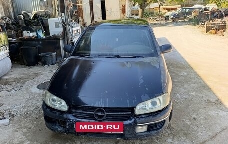 Opel Omega B, 1995 год, 200 000 рублей, 2 фотография