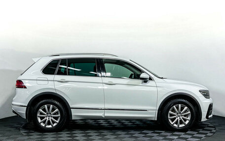 Volkswagen Tiguan II, 2018 год, 3 224 000 рублей, 4 фотография