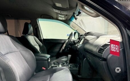 Toyota Land Cruiser Prado 150 рестайлинг 2, 2015 год, 2 699 000 рублей, 10 фотография