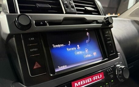 Toyota Land Cruiser Prado 150 рестайлинг 2, 2015 год, 2 699 000 рублей, 14 фотография