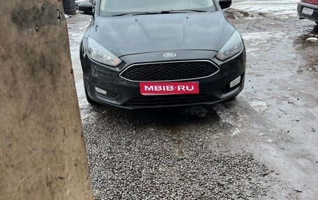 Ford Focus III, 2015 год, 699 000 рублей, 1 фотография