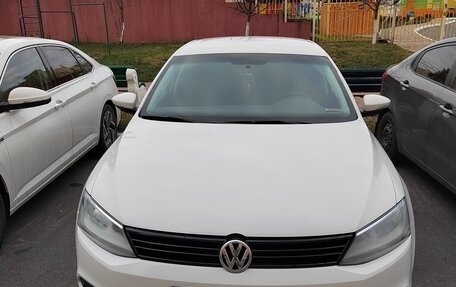 Volkswagen Jetta VI, 2014 год, 900 000 рублей, 11 фотография