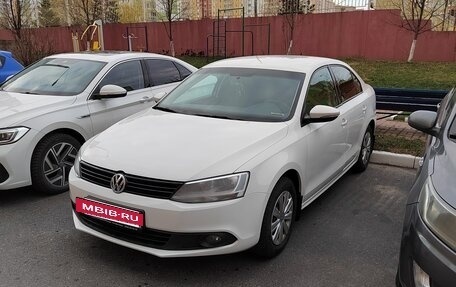 Volkswagen Jetta VI, 2014 год, 900 000 рублей, 10 фотография