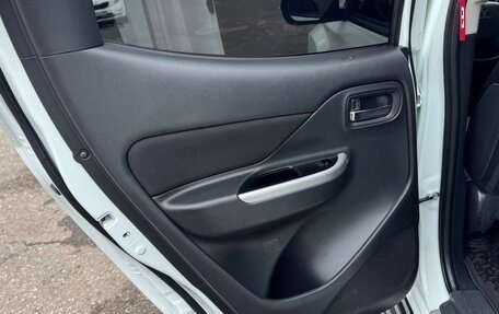 Mitsubishi L200 IV рестайлинг, 2019 год, 3 250 000 рублей, 22 фотография