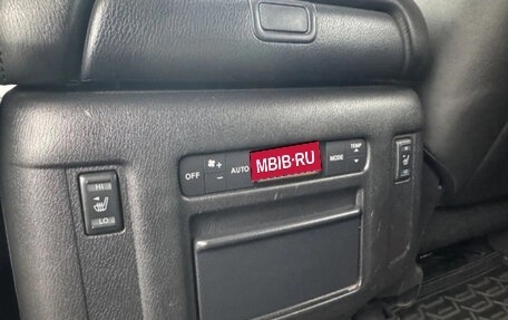 Nissan Patrol, 2012 год, 2 000 000 рублей, 5 фотография