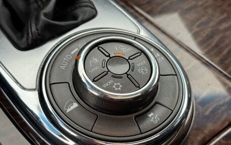 Nissan Patrol, 2012 год, 2 000 000 рублей, 8 фотография