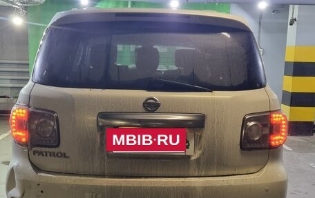 Nissan Patrol, 2012 год, 2 000 000 рублей, 18 фотография