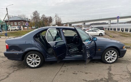 BMW 5 серия, 2003 год, 550 000 рублей, 13 фотография