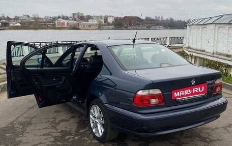 BMW 5 серия, 2003 год, 550 000 рублей, 11 фотография