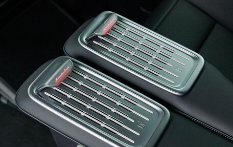 Mercedes-Benz V-Класс, 2025 год, 14 600 000 рублей, 30 фотография