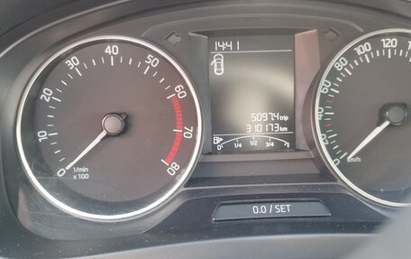 Skoda Rapid I, 2016 год, 700 000 рублей, 13 фотография