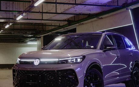 Volkswagen Tiguan, 2025 год, 6 390 000 рублей, 2 фотография